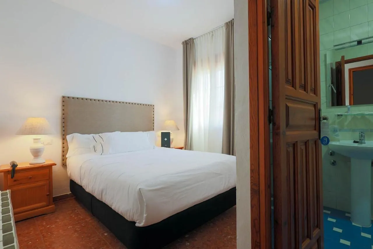 Hotel Tugasa El Almendral Setenil De Las Bodegas