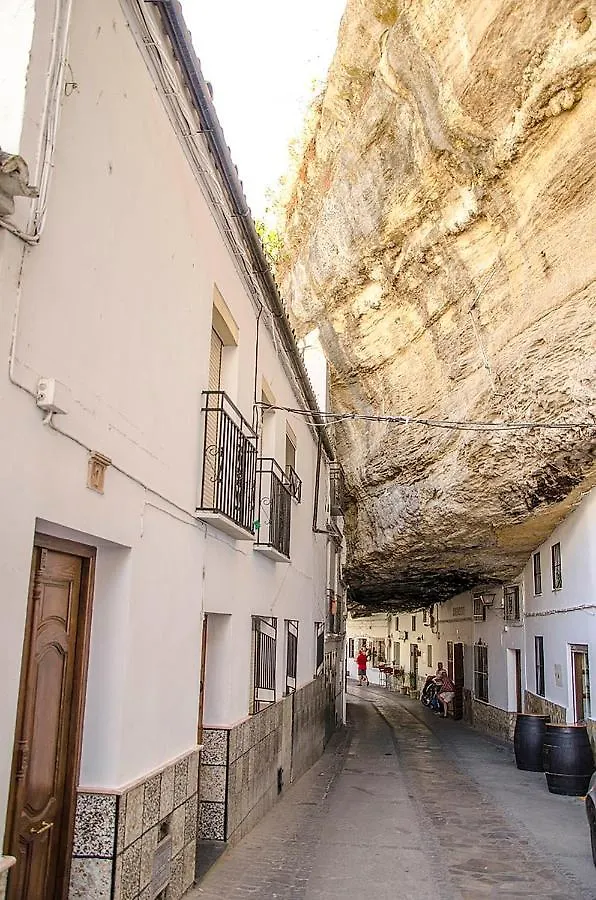 Hotel Tugasa El Almendral Setenil De Las Bodegas